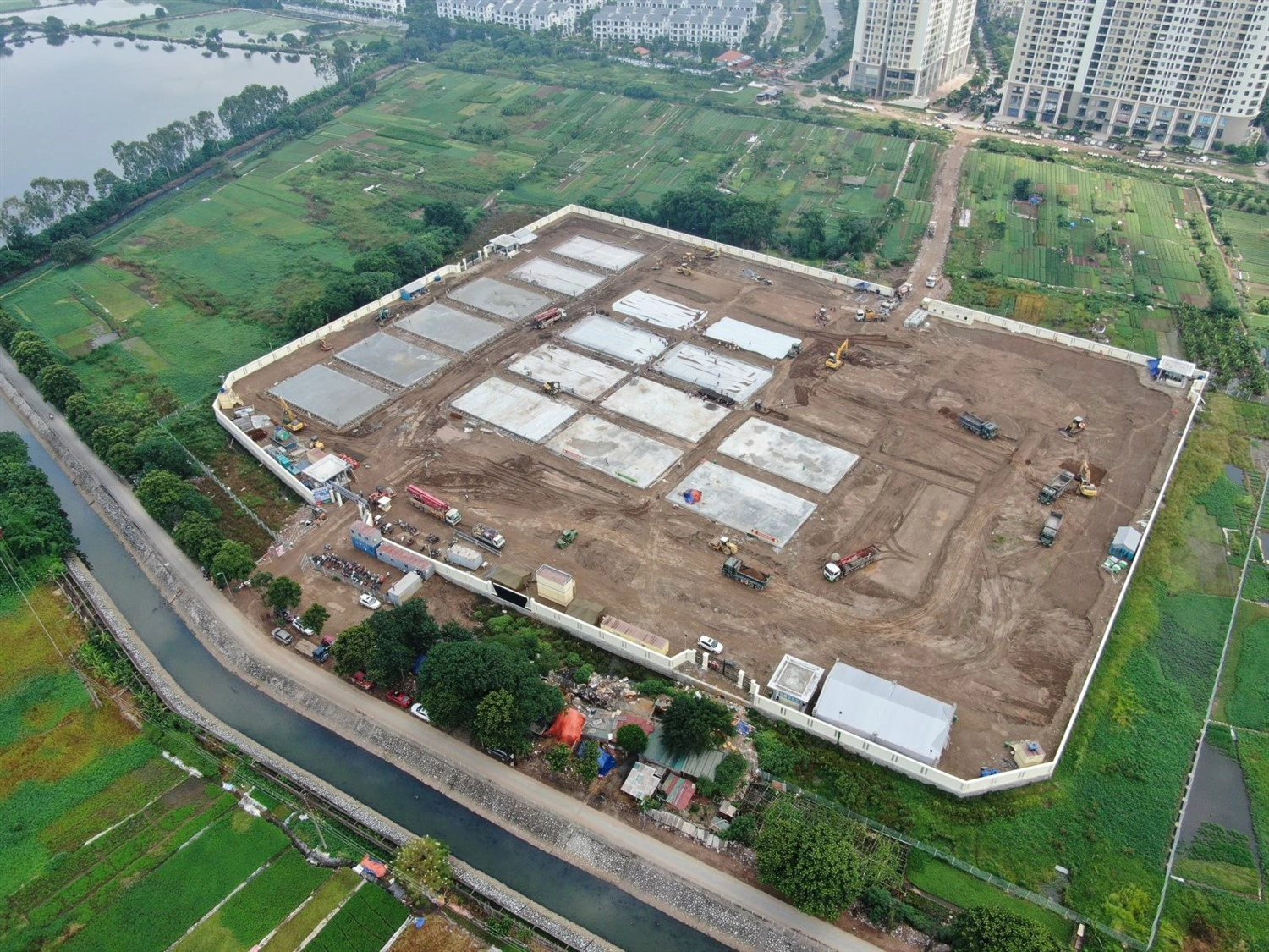 Bệnh viện dã chiến điều trị Covid-19 hiện đại nhất Hà Nội